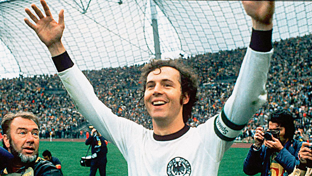 Jürgen Sparwasser, República Democrática Alemana, fútbol alemán, Jürgen Sparwasser, Fuga deportistas RDA, Alemania reunificada 1989, Partido RDA RFA 1974, Fútbol y Guerra Fría, FC Magdeburg, Flucht Jürgen Sparwasser