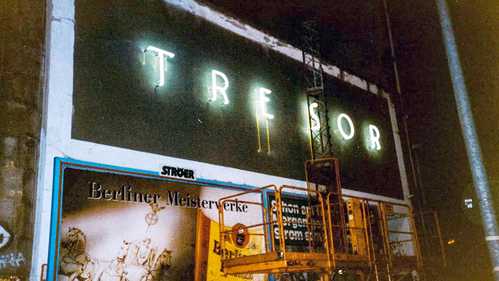 Tecno, Berlín, reunificación alemana, Clubes Berlín, Tresor Berlín, Love Parade, Patrimonio inmaterial Alemania, Clubcommission Berlín, Música electrónica Alemania, Historia del tecno