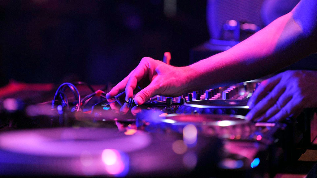 Tecno, Berlín, reunificación alemana, Clubes Berlín, Tresor Berlín, Love Parade, Patrimonio inmaterial Alemania, Clubcommission Berlín, Música electrónica Alemania, Historia del tecno