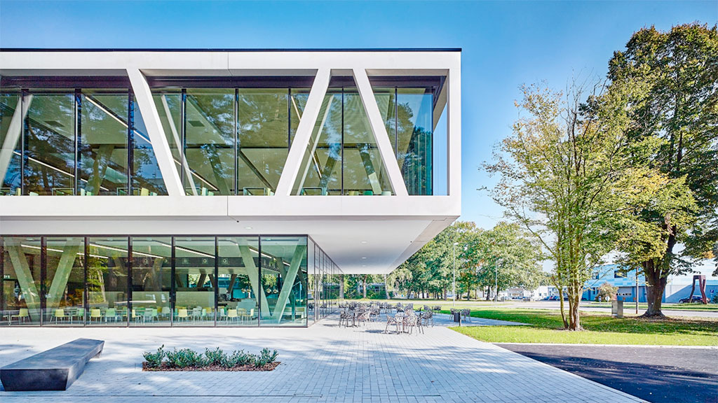 Alejandro Fracaroli, científico, Instituto de Tecnología de Karlsruhe, CONICET, Universidad Nacional de Córdoba, nanotecnología, Premio Nobel Omar Yaghi, química orgánica, ciencia argentina en el exterior, accidente en Karlsruhe