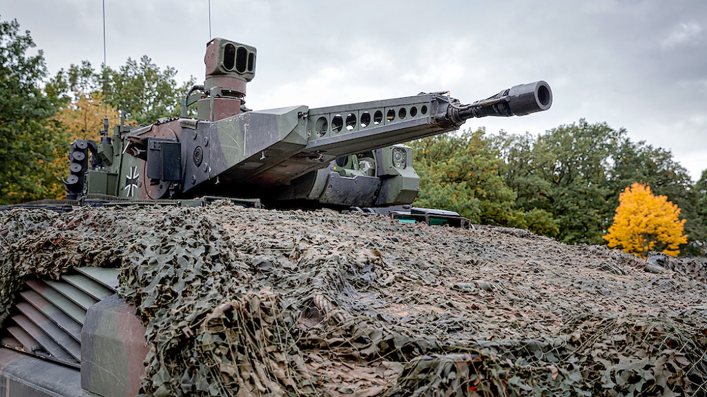 Alemania, Rheinmetall, KNDS, industria de defensa, blindados Schakal, cooperación militar europea, Rheinmetall, KNDS, Boxer 8x8, torreta Puma, OCCAR, blindados Alemania Países Bajos, defensa europea, militarización Alemania
