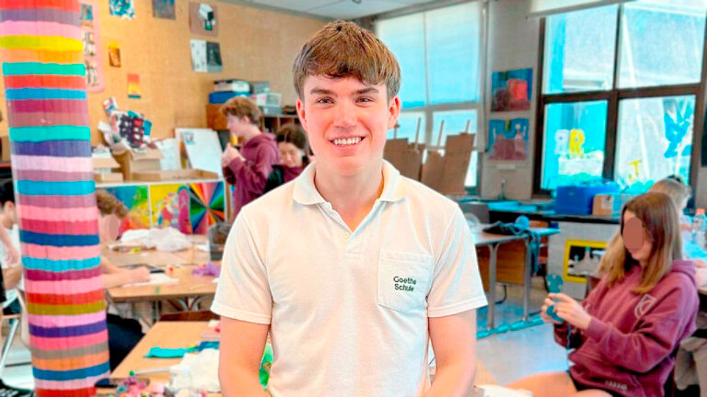 arte, Goethe-Schule, escuela, arte en escuelas alemanas, educación artística en argentina, jonas lux, experiencia educativa intercultural, bachillerato alemán en argentina, proyecto de abstracción artística, comunidad germano-argentina, alumnos alemanes en argentina, arte en el abitur