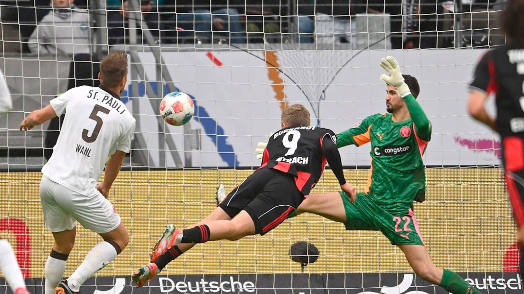 Bundesliga, fecha 8, fútbol alemán, Bundesliga 2025, Bayern Múnich vs Gladbach, Borussia Dortmund vs Colonia, Hoffenheim Heidenheim resumen, Fecha 8 Bundesliga, Resultados fútbol alemán, Tabla de posiciones Bundesliga, Leipzig goleada Augsburg, Noticias fútbol Alemania, Liga alemana jornada 8