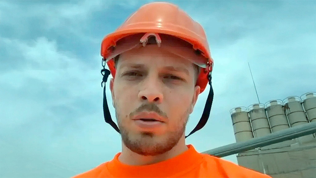 Cendrim Kameraj, Juventus, Cristiano Ronaldo, futbolista suizo, ex jugador de Juventus, Cristiano Ronaldo, lesiones en el fútbol, vida después del deporte, promesa del fútbol, fútbol y resiliencia, retirado del fútbol, jugador suizo Kosovo