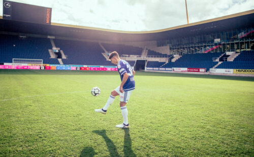 Cendrim Kameraj, Juventus, Cristiano Ronaldo, futbolista suizo, ex jugador de Juventus, Cristiano Ronaldo, lesiones en el fútbol, vida después del deporte, promesa del fútbol, fútbol y resiliencia, retirado del fútbol, jugador suizo Kosovo