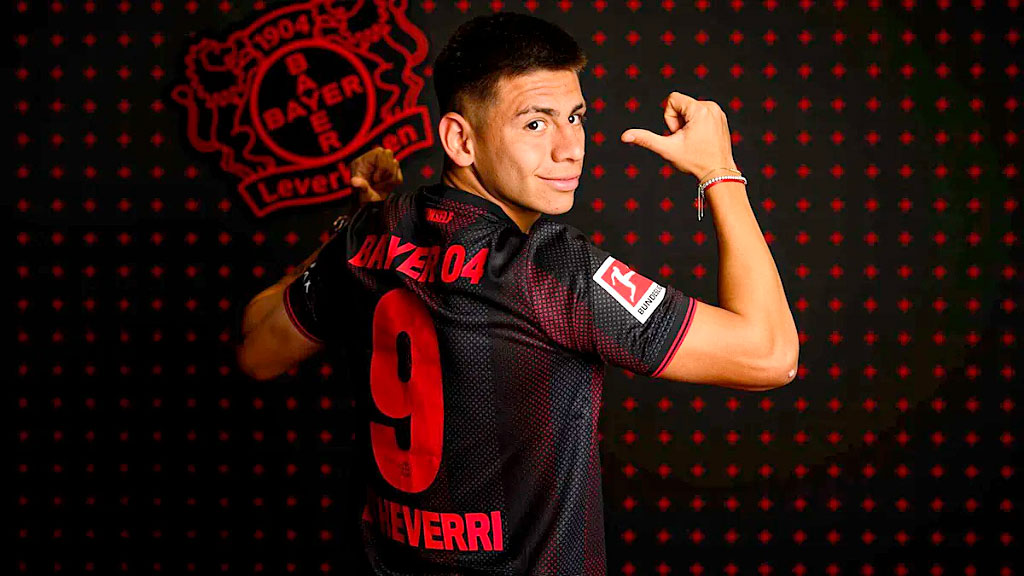 Claudio Echeverri, Bayer Leverkusen, Selección Argentina, River Plate, Diablito Echeverri River, Echeverri Bayer Leverkusen, por qué no juega Echeverri, Echeverri vuelve a River, joven promesa fútbol argentino, Kasper Hjulmand Leverkusen, futbolistas argentinos en Europa, Simon Rolfes declaraciones, Leverkusen sin Echeverri
