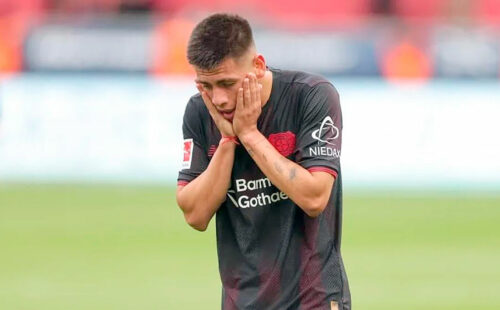 Claudio Echeverri, Bayer Leverkusen, Selección Argentina, River Plate, Diablito Echeverri River, Echeverri Bayer Leverkusen, por qué no juega Echeverri, Echeverri vuelve a River, joven promesa fútbol argentino, Kasper Hjulmand Leverkusen, futbolistas argentinos en Europa, Simon Rolfes declaraciones, Leverkusen sin Echeverri