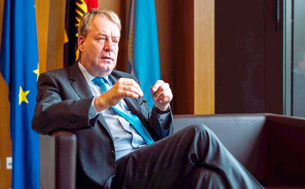 Dieter Lamlé, Deutschen Botschaft in Buenos Aires, 35 Jahre deutsche Wiedervereinigung, 200 Jahre deutsche Einwanderung Argentinien, Mercosur EU Abkommen, Argentinien Deutschland Beziehungen, deutsche Unternehmen Argentinien, deutsch-argentinische Kultur, Demokratie weltweit, Max Planck Institut Argentinien, Berliner Philharmoniker Teatro Colón