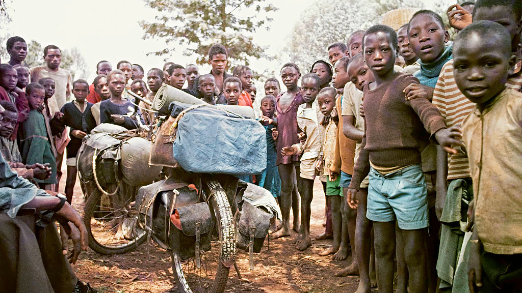 Heinz Stücke, bicicleta, Hövelhof, cicloturismo, viajes alrededor del mundo, 648.000 km en bicicleta, cicloturismo extremo, viajes alrededor del mundo en bici, museo Heinz Stücke, documental «El hombre que quería verlo todo», archivo fotográfico de viaje, Hövelhof viajero legendario