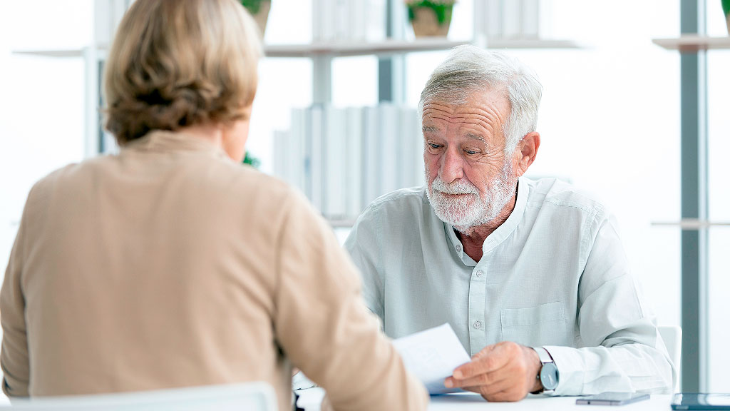 Jubilados, Alemania, Friedrich Merz, reforma jubilatoria, plan de pensión activa Alemania, jubilados que siguen trabajando, escasez de mano de obra en Alemania, reforma previsional Alemania, incentivos fiscales para jubilados, envejecimiento población Alemania, economía alemana crisis laboral, 2000 euros sin impuestos jubilados, sistema previsional alemán