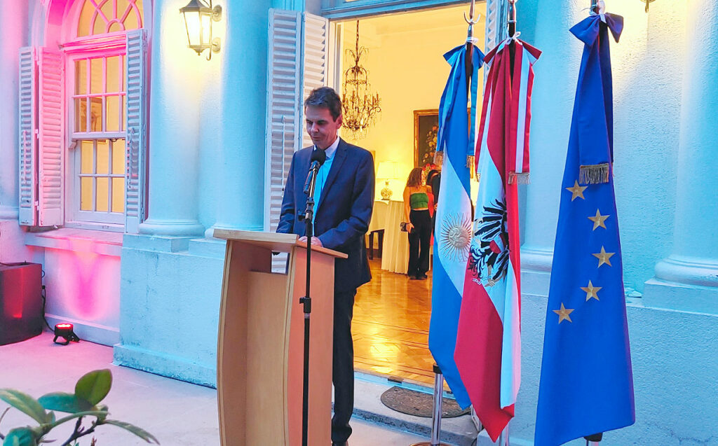 österreichische Botschaft in Argentinien, Nationalfeiertag Österreichs, Gerhard Mayer, österreichische Gemeinschaft Argentinien, Neutralität Österreich Bedeutung, kulturelle Zusammenarbeit Österreich Argentinien, Staatsvertrag Österreich Jubiläum, Mozarteum Argentino Österreich, Außenpolitik Österreich Lateinamerika, diplomatische Beziehungen Österreich Argentinien