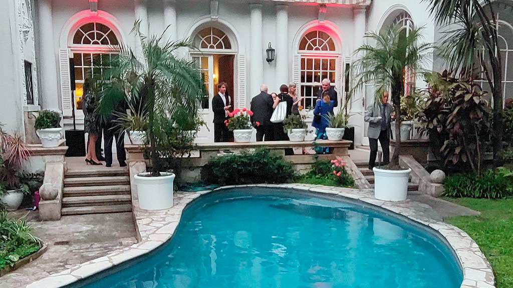 Embajada de Austria, Fiesta Nacional de Austria, Gerhard Mayer, comunidad austríaca en Argentina, relaciones Austria Argentina, evento diplomático Austria, cultura austríaca en Buenos Aires, Mozarteum Argentino, Austria Consejo de Seguridad ONU, gastronomía austríaca