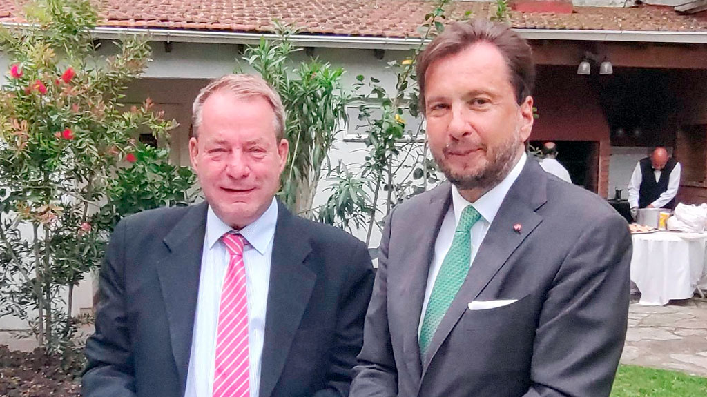 Embajada de Austria, Fiesta Nacional de Austria, Gerhard Mayer, comunidad austríaca en Argentina, relaciones Austria Argentina, evento diplomático Austria, cultura austríaca en Buenos Aires, Mozarteum Argentino, Austria Consejo de Seguridad ONU, gastronomía austríaca