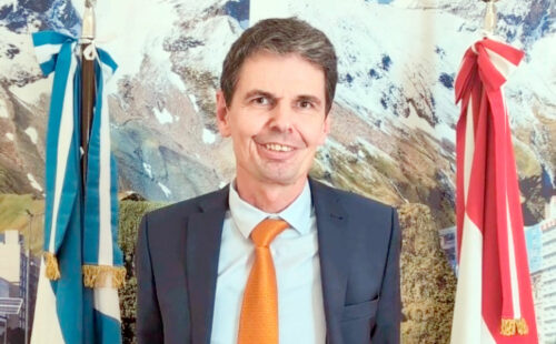Gerhard Mayer, Día Nacional de Austria, comunidad austríaca, relaciones Austria Argentina, cooperación bilateral Austria Argentina, neutralidad activa Austria, comunidad austríaca en Buenos Aires, cultura austríaca en Argentina, política exterior Austria 2025, Austria América Latina relaciones