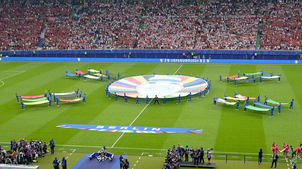 Drones, Alemania, seguridad interior, seguridad aérea, policía alemana, amenaza rusa, drones Alemania, plan antidrones, seguridad en NRW, Herbert Reul, policía de Renania del Norte-Westfalia, amenaza militar Rusia, Bundeswehr drones, sistema de defensa contra drones, espionaje aéreo, protección infraestructura crítica