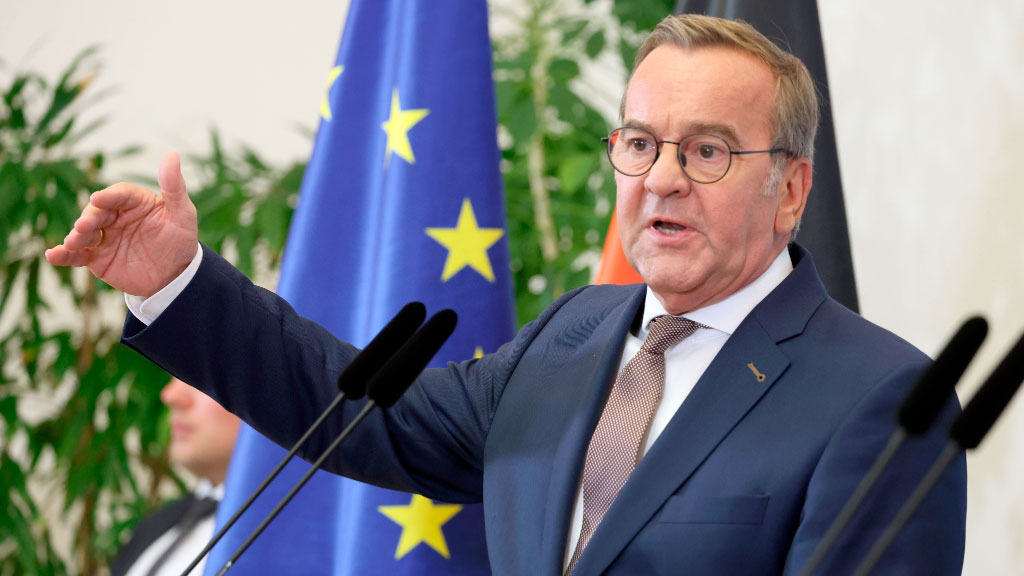 Drones, Alemania, seguridad interior, seguridad aérea, policía alemana, amenaza rusa, drones Alemania, plan antidrones, seguridad en NRW, Herbert Reul, policía de Renania del Norte-Westfalia, amenaza militar Rusia, Bundeswehr drones, sistema de defensa contra drones, espionaje aéreo, protección infraestructura crítica