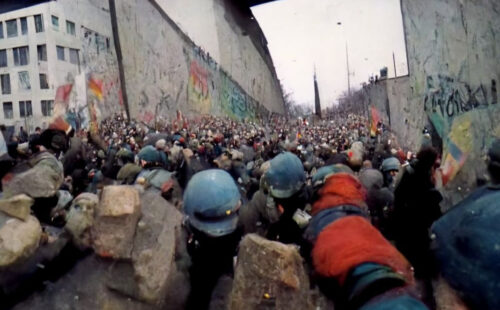 Muro de Berlín, Día de la Unidad Alemana