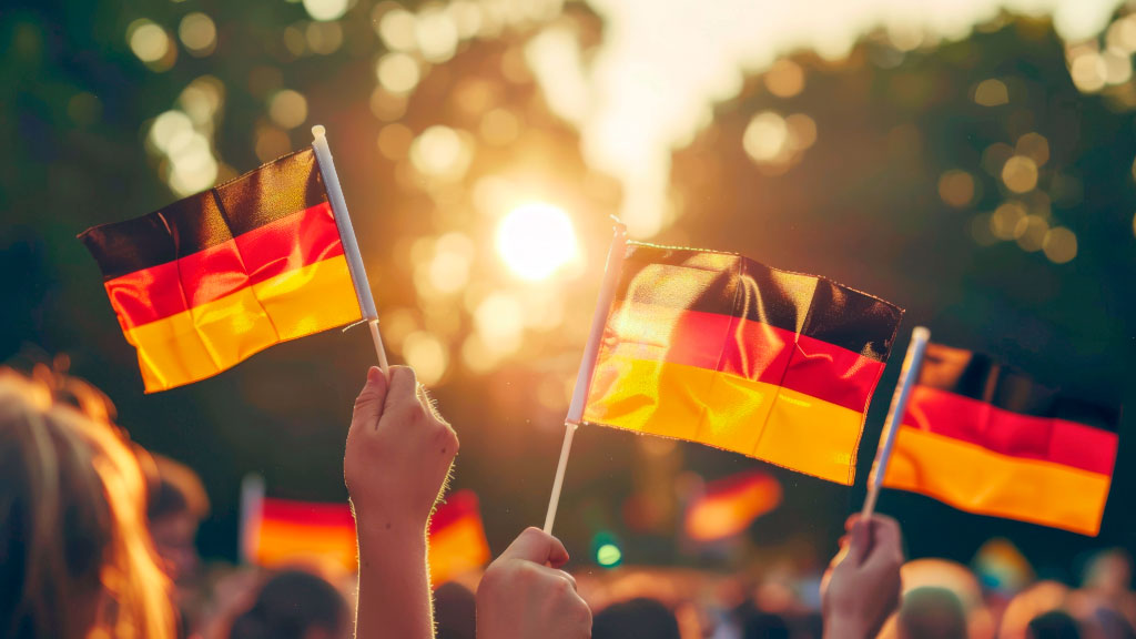 wiedervereinigte Deutschland, AfD, Ost und West, Deutsche Einheit, Rechtspopulismus, Deutschland 35 Jahre Einheit, gesellschaftliche Spaltung Deutschland, AfD Wahlergebnisse, politische Normalität Deutschland, Ost-West Unterschiede, Prof. Dr. Karl-Heinz Paqué