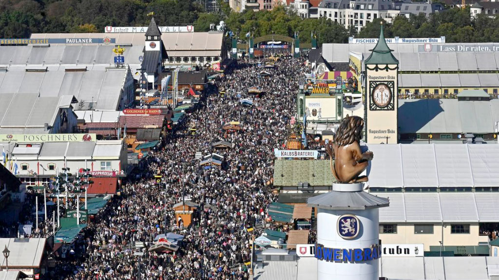 Oktoberfest 2025, Múnich, Theresienwiese, Christian Scharpf Oktoberfest, delitos Oktoberfest, intoxicaciones por alcohol Múnich, amenaza de bomba Oktoberfest, récord de calor Múnich, seguridad en eventos masivos, visitantes Oktoberfest