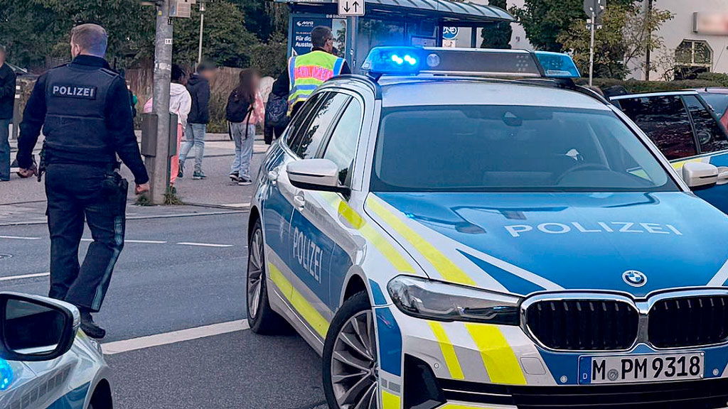 Oktoberfest, Múnich, explosión, amenaza de bomba, operativo policial Alemania, incendio Lerchenau, sospechoso Starnberg, Dieter Reiter, seguridad en eventos masivos, explosivos en Múnich, cierre Oktoberfest 2024 (ajustar el año según corresponda), policía de Múnich