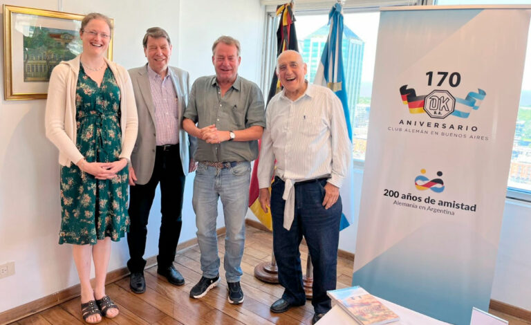 Skat, Club Alemán en Buenos Aires, Dieter Lamlé, Skat en Sudamérica, Comunidad germano parlante, Skat Argentina 2025, Juegos tradicionales alemanes, Cultura alemana en Buenos Aires, Embajada de Alemania en Argentina, Actividades de la comunidad alemana, Clubes alemanes en Argentina