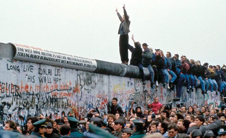 Tag der Deutschen Einheit, Deutschland, Kalter Krieg Erinnerungen, EU-Mercosur-Abkommen, deutsch-argentinische Beziehungen, Betina Pasquali de Fonseca, deutsche Einwanderung Argentinien