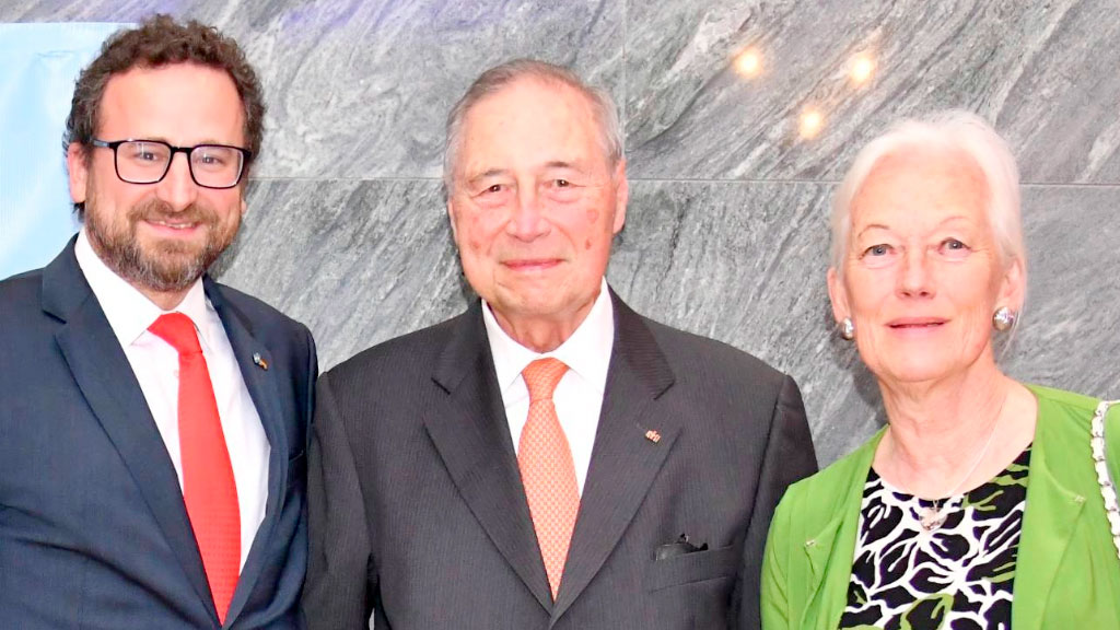 Embajada de Alemania, Dieter Lamlé, 200 años de inmigración alemana en la Argentina, reunificación alemana, comunidad alemana en Argentina, 35 años reunificación, 200 años inmigración, Dieter Lamlé, Muro de Berlín, galería de fotos evento diplomático