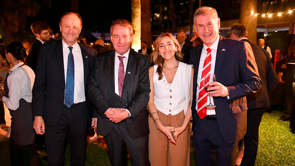 Embajada de Alemania, Dieter Lamlé, 200 años de inmigración alemana en la Argentina, reunificación alemana, comunidad alemana en Argentina, 35 años reunificación, 200 años inmigración, Dieter Lamlé, Muro de Berlín, galería de fotos evento diplomático