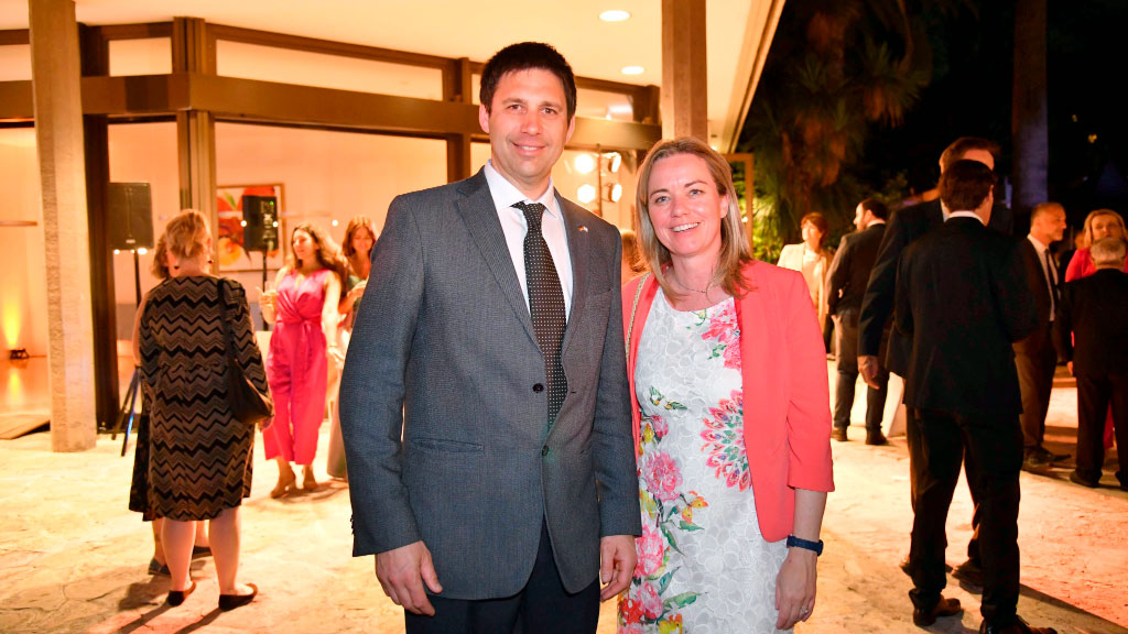 Embajada de Alemania, Dieter Lamlé, 200 años de inmigración alemana en la Argentina, reunificación alemana, comunidad alemana en Argentina, 35 años reunificación, 200 años inmigración, Dieter Lamlé, Muro de Berlín, galería de fotos evento diplomático