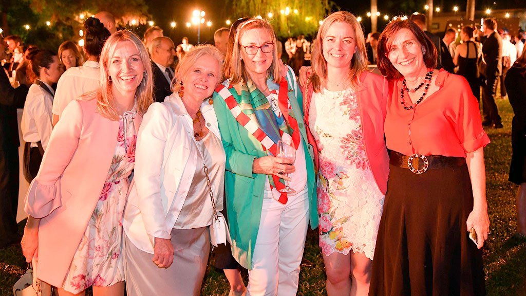 Embajada de Alemania, Dieter Lamlé, 200 años de inmigración alemana en la Argentina, reunificación alemana, comunidad alemana en Argentina, 35 años reunificación, 200 años inmigración, Dieter Lamlé, Muro de Berlín, galería de fotos evento diplomático