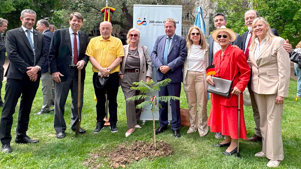 Día de la Unidad Alemana, FAAG, 200 años de la inmigración alemana en la Argentina, comunidad germano argentina, inmigración alemana en argentina, embajada alemana buenos aires, german lehrke, dieter lamlé, 35 años reunificación alemana, 200 años inmigración alemana