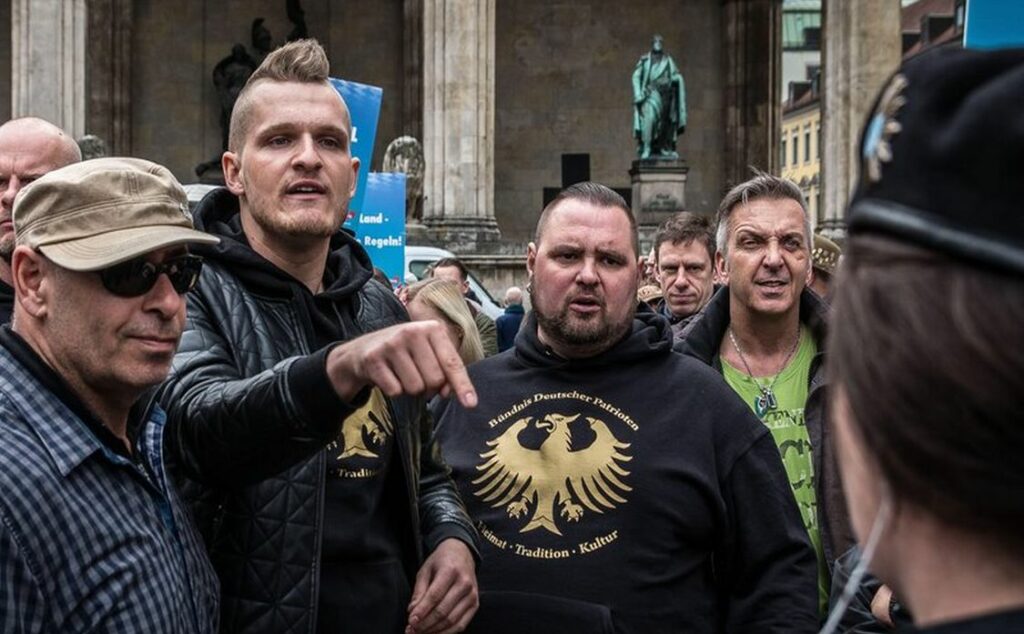 Chris Ares, raperos neonazis, Alemania, TikTok