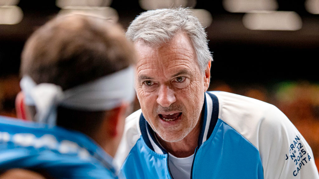 Alexander Zverev, Copa Davis, Alemania, Argentina vs Alemania Copa Davis, Alemania tenis Zverev, cuartos de final Copa Davis, Zverev Cerúndolo, polémica Zverev Argentina Open, Zverev enojo hinchas argentinos, Javier Frana, Michael Kohlmann, equipo alemán de Copa Davis, Bologna Copa Davis 2025, tenis Argentina Alemania