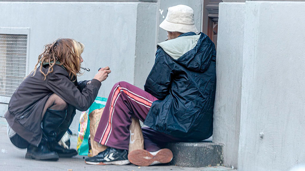 crack en Alemania, consumo de drogas en Berlín, drogadicción en Alemania, crack Frankfurt Hamburgo, aumento del consumo de crack, políticas de drogas Alemania, salud pública y drogas, adicciones en Europa, escenas de consumo abierto, crack y marginalidad urbana