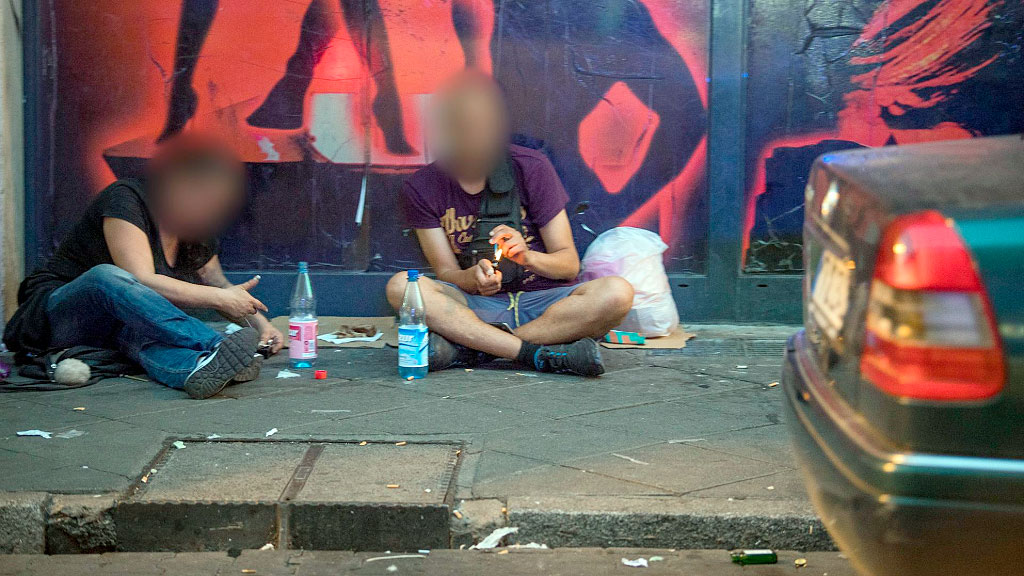 crack en Alemania, consumo de drogas en Berlín, drogadicción en Alemania, crack Frankfurt Hamburgo, aumento del consumo de crack, políticas de drogas Alemania, salud pública y drogas, adicciones en Europa, escenas de consumo abierto, crack y marginalidad urbana