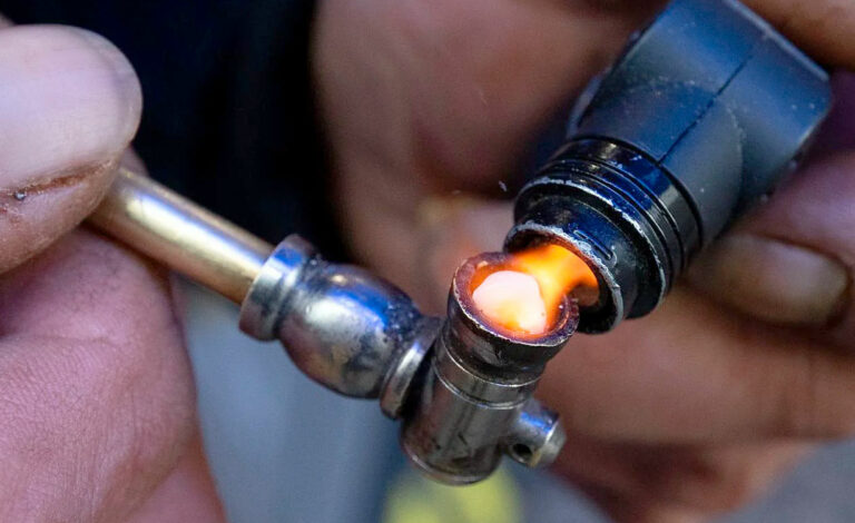 crack en Alemania, consumo de drogas en Berlín, drogadicción en Alemania, crack Frankfurt Hamburgo, aumento del consumo de crack, políticas de drogas Alemania, salud pública y drogas, adicciones en Europa, escenas de consumo abierto, crack y marginalidad urbana