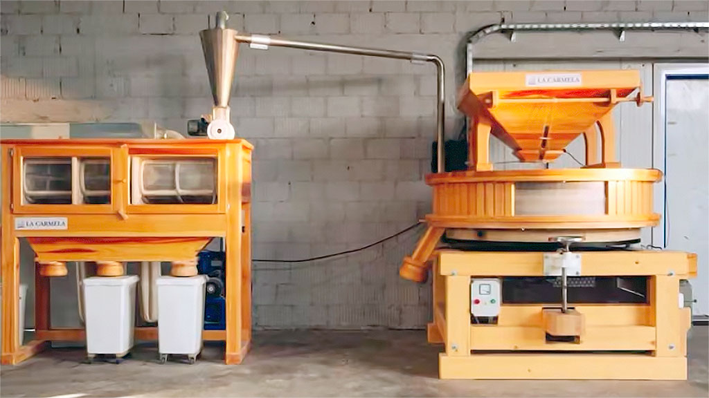 molino de piedra, harinas integrales, Austria, producción artesanal, molienda tradicional, harinas premium, trigo agroecológico, harina de centeno, La Carmela, harinas integrales Argentina, molino austríaco en Córdoba