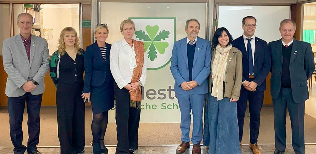 Simone Oldenburg, Instituto Ballester Deutsche Schule, Conferencia de Ministros de Educación de Alemania, visita oficial Alemania Argentina, Bildungsministerkonferenz BMK, Conferencia de Ministros de Educación de Alemania, escuelas alemanas en Buenos Aires, formación dual BBZ, Cámara de Industria y Comercio Argentino-Alemana, educación intercultural, comunidad germano-argentina, estudios en Alemania, colegio alemán en Villa Ballester