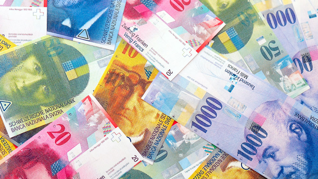 economía suiza, inflación, Banco Nacional Suizo, deflación Suiza, franco suizo, tasa de interés Suiza, economía suiza 2025, política monetaria Suiza, exportaciones suizas, riesgos financieros Suiza, estabilidad económica global