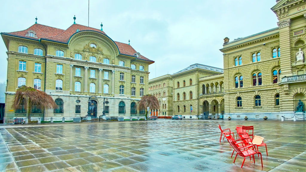 economía suiza, inflación, Banco Nacional Suizo, deflación Suiza, franco suizo, tasa de interés Suiza, economía suiza 2025, política monetaria Suiza, exportaciones suizas, riesgos financieros Suiza, estabilidad económica global