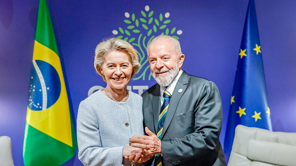 Unión Europea, Mercosur, acuerdo comercial, acuerdo UE Mercosur, comercio Unión Europea Mercosur, tratado Mercosur 2025, cláusula de salvaguardia, exportaciones europeas Mercosur, Lula da Silva acuerdo comercial, Francia acuerdo Mercosur, integración Mercosur UE, acuerdo económico Mercosur, tratados internacionales 2025