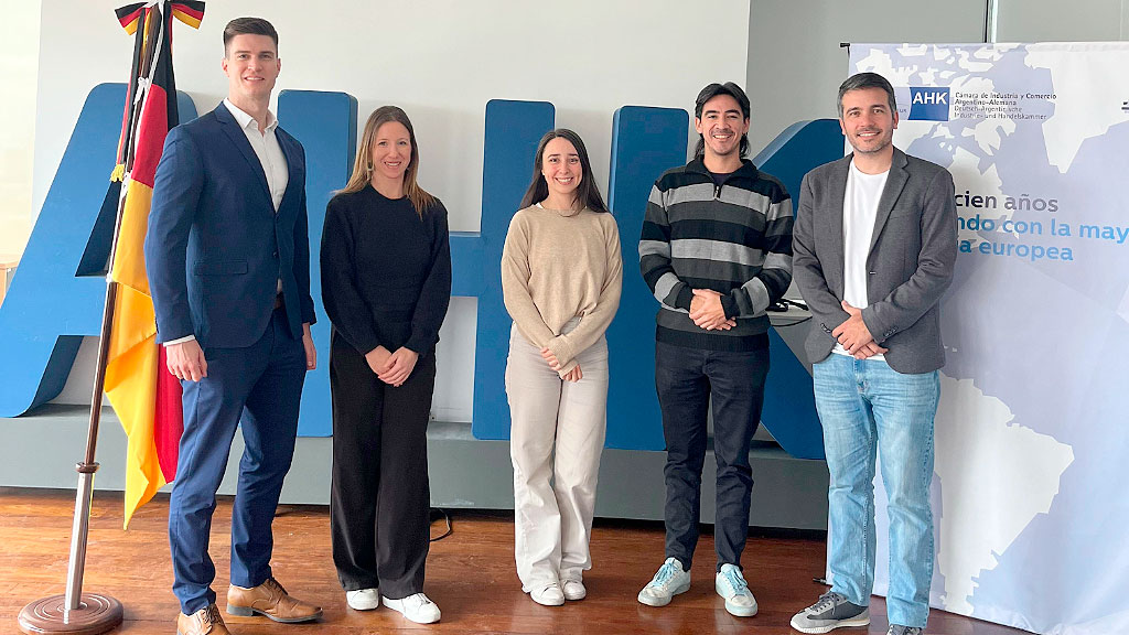 Stiftung Verbundenheit, comunidad germano-argentina, América Latina, encuentros institucionales alemanes Buenos Aires, FAAG, AHK, JungesNetzwerk, diplomacia ciudadana, Club Alemán Buenos Aires, proyectos solidarios Alemania Argentina