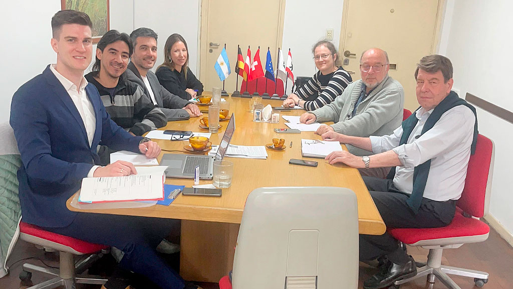 Stiftung Verbundenheit, comunidad germano-argentina, América Latina, encuentros institucionales alemanes Buenos Aires, FAAG, AHK, JungesNetzwerk, diplomacia ciudadana, Club Alemán Buenos Aires, proyectos solidarios Alemania Argentina