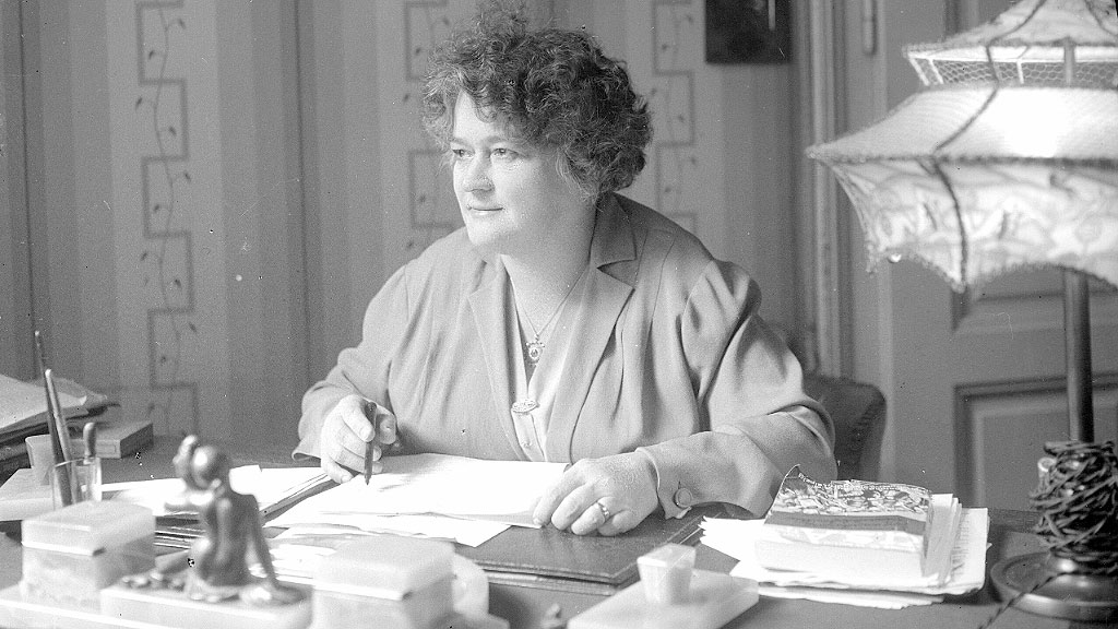 Austria, ABGB, Oliver Rathkolb, derecho familia Austria 1976, reforma legal mujeres Austria, igualdad género Austria historia, Bruno Kreisky reformas sociales, Johanna Dohnal ministra mujer, ABGB Código Civil Austria, derechos mujeres años setenta, discriminación género Austria, brecha salarial Austria, educación mujeres Austria, Oliver Rathkolb historiador, feminismo Austria historia, Adelheid Popp Gabriele Proft, Informe Mujer 1975 Austria