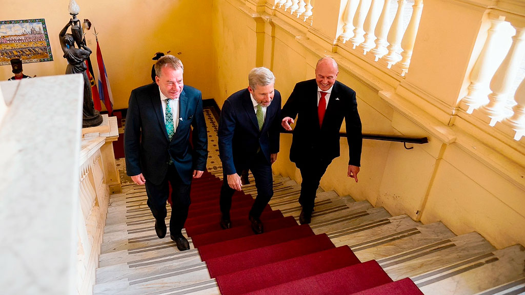 Stiftung Verbundenheit, Baviera, Entre Ríos, cooperación Alemania Argentina, Rogelio Frigerio, embajador alemán Argentina, FAAG, relaciones bilaterales, comunidad alemana Argentina, Hartmut Koschyk