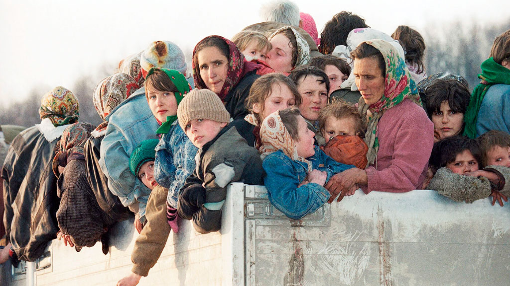 Suiza, fútbol, migrantes bosnios, FC Bosna Basel, comunidad bosnia en Suiza, fútbol amateur suizo, guerra de Bosnia diáspora, integración de migrantes en Suiza, clubes de inmigrantes fútbol, Balcanes y migración, posguerra de Bosnia, deporte e integración social, Basilea comunidad migrante
