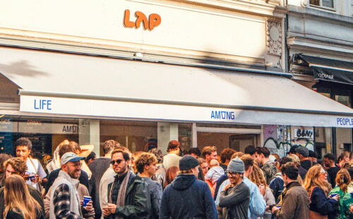 LAP Coffee, Berlín, Ralph Hage, Tonalli Arreola, gentrificación, sector cafetero, guerra del café Alemania, start-up café barato, cafeterías tradicionales Alemania, capuchino 2,50 euros, conflicto sector cafetero, ataques LAP Coffee, competencia café Berlín