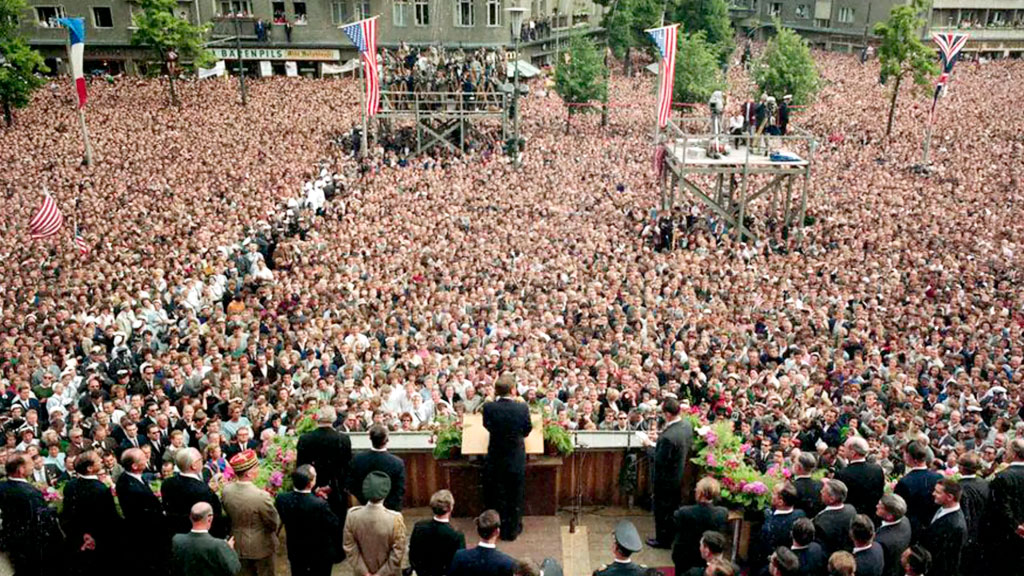 Puerta de Brandeburgo, reunificación alemana, Muro de Berlín, Guerra Fría, historia de Alemania, Berlín 1989, caída del Muro, Angela Merkel, Kennedy Berlín, Reagan Gorbachov