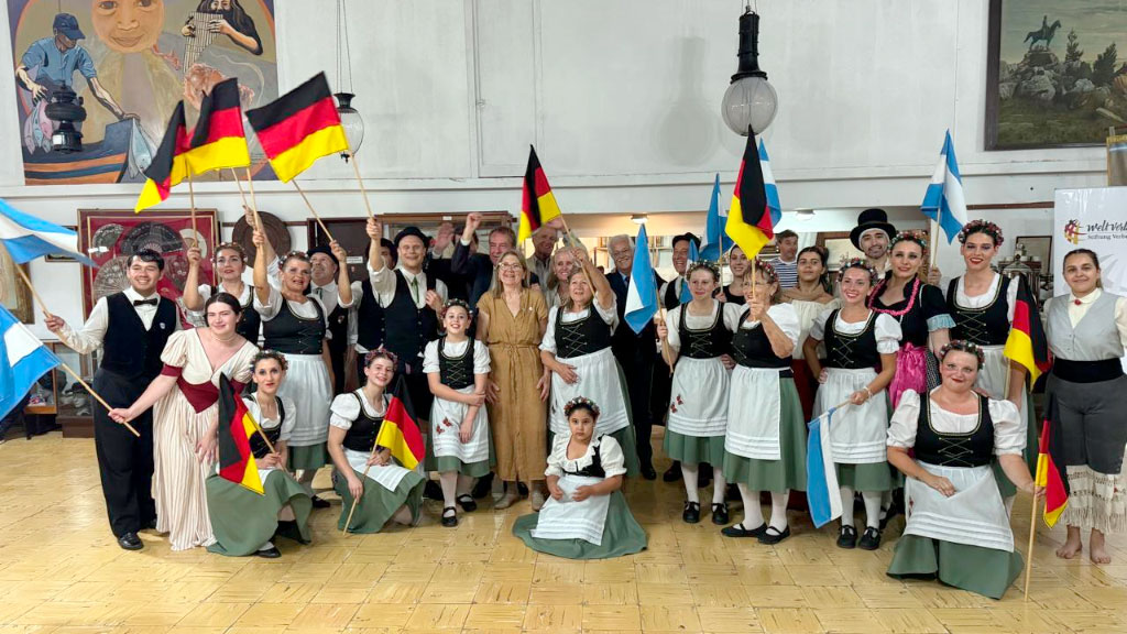 Dieter Lamlé, Tandil, 200 años amistad argentino-alemana, Victoria Von Neufforge, FAAG Argentina, Raíces Alemanas Tandil, Parque Industrial Tandil, Congregación Evangélica Alemana, Clúster Tecnológico Tandil, Empresarios alemanes Argentina