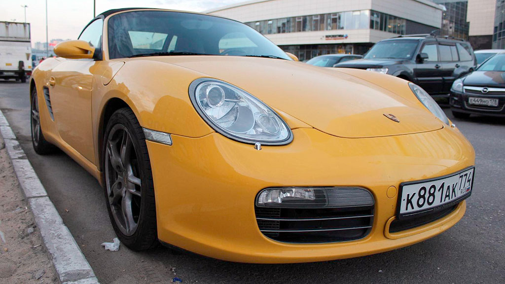 Porsche, Rusia, sistema de seguridad satelital, VTS Porsche sistema seguridad, autos Porsche ladrillos, bloqueo remoto Porsche, importación paralela Rusia, Porsche Alemania Rusia, sistema seguridad satelital autos, Porsche no arrancan Rusia, bloqueo deliberado vehículos, Porsche Rusland LLC